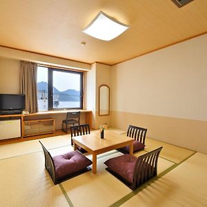 Japanese-Style Quadruple Room
